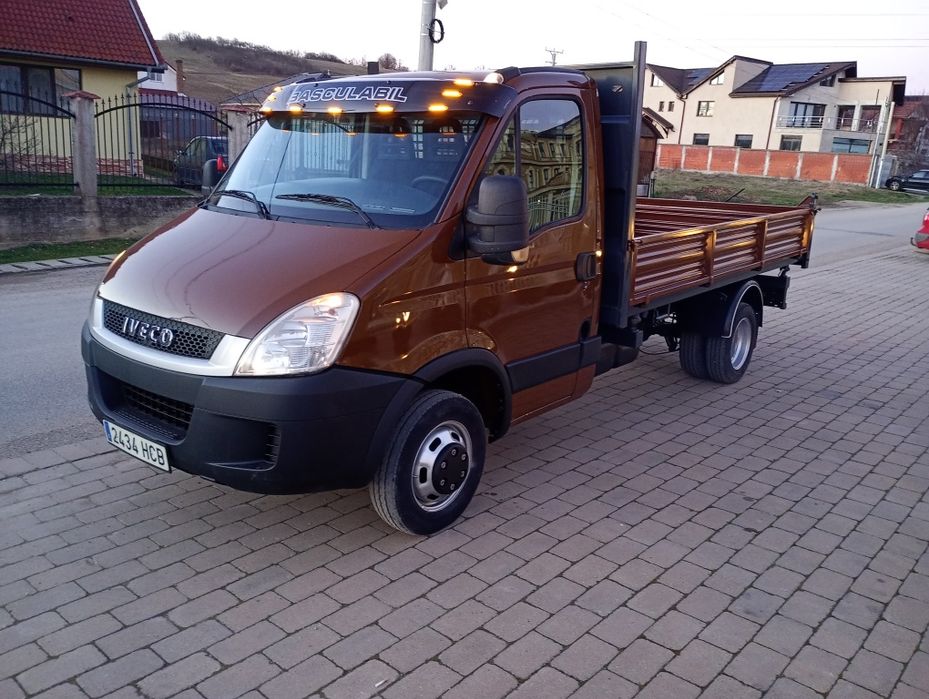 Iveco 35 c 15 basculabil 2011 Spania