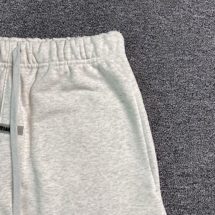 Pantaloni scurți / shorts Essentials Fear of God marimi stoc S/M/L/XL