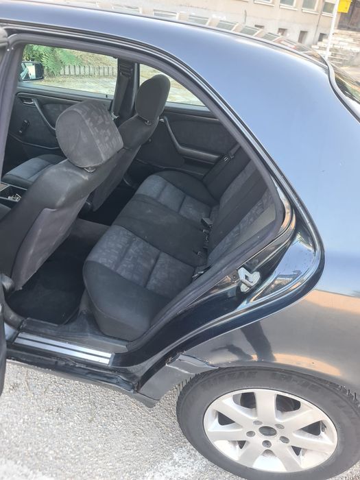 Mercedes Benz C 180