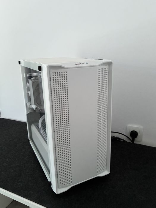 Гейминг компютър R5 5600x, rtx3070, 32gb ram + монитор