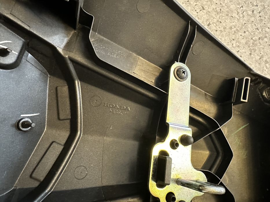 honda cb650r  Piese accesorii  monopost, carena spate, parbriz, seat cowl monopost, suport numar