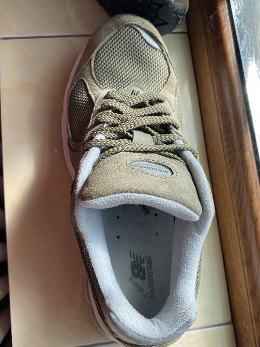 New balance 2002r olive oil