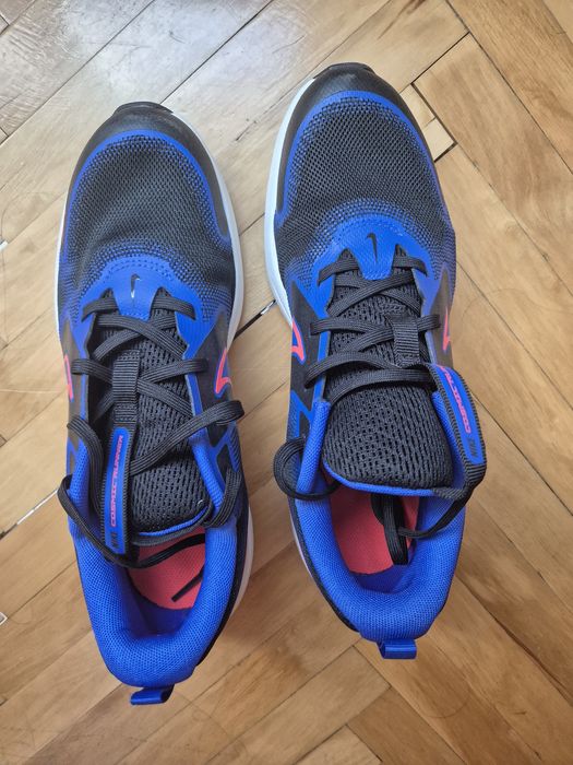 Маратонки Nike почти нови