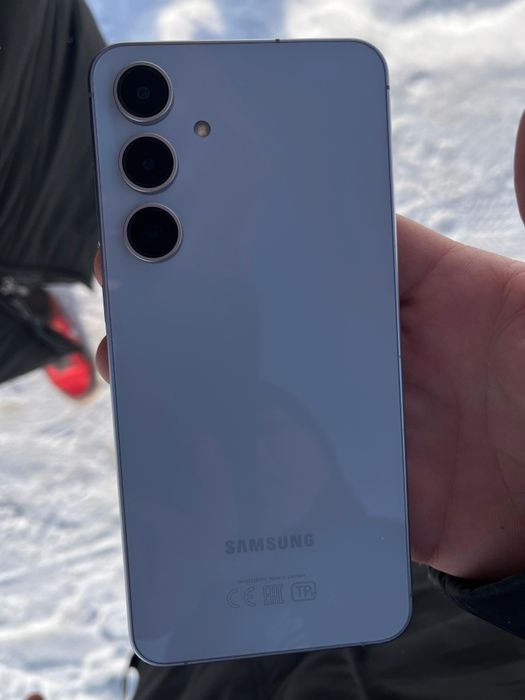 Продам телефон с24FE