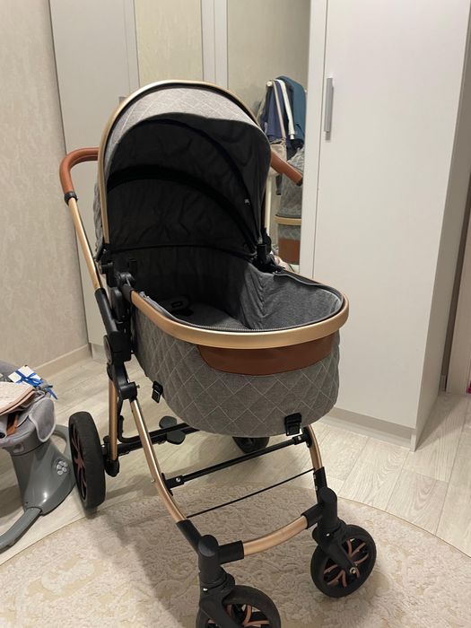 Продам детскую коляску