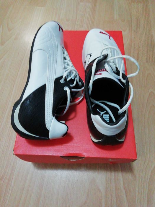 Футболна обувка за зала