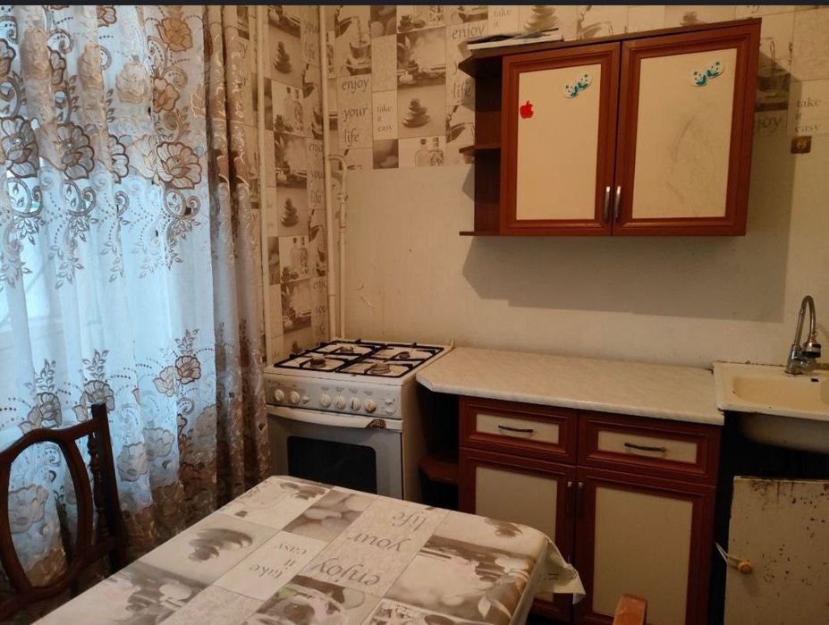 Sergeli 5 hudud, 1 xona, metroga 100m