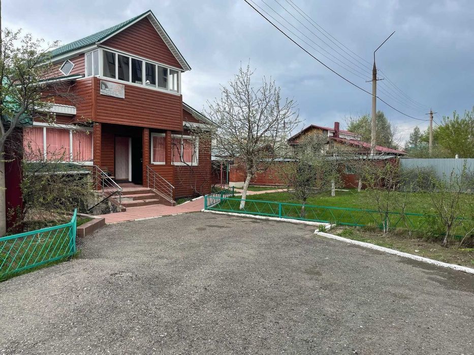 Жилой котедж + Бизнес-Сауна (во дворе)