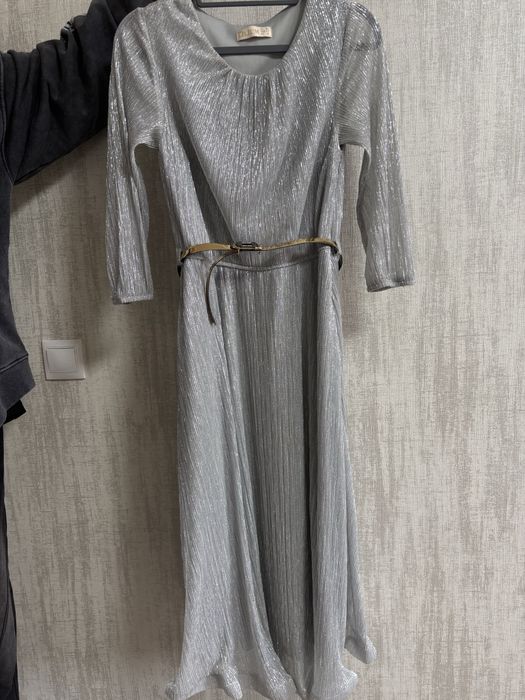 вечернее платье.