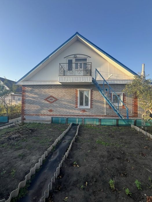 Продам четырехкомнатный дом