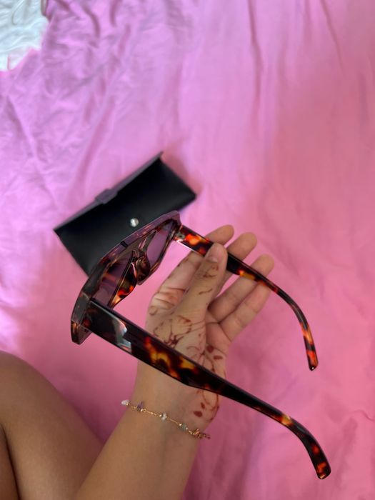 Модные солнцезащитные очки