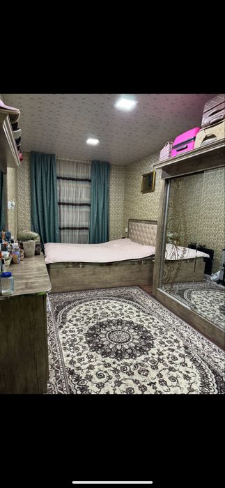 Xovli sotiladi, Chashma tarafda Ravshan Mirzayev Klinika bn bir devor