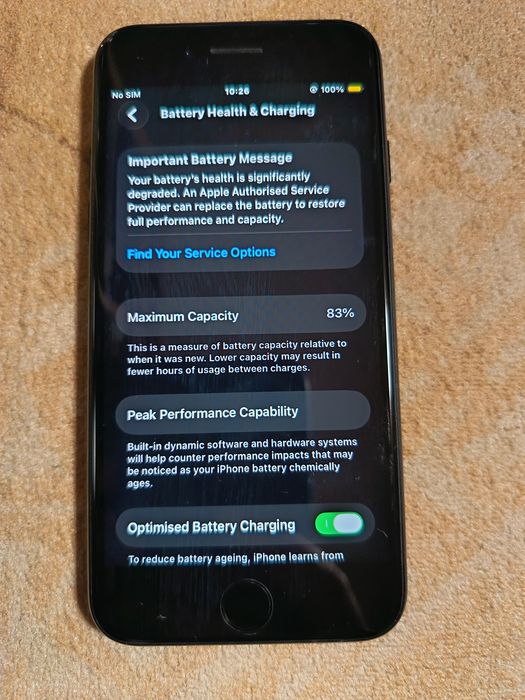 Iphone se 2020 черен