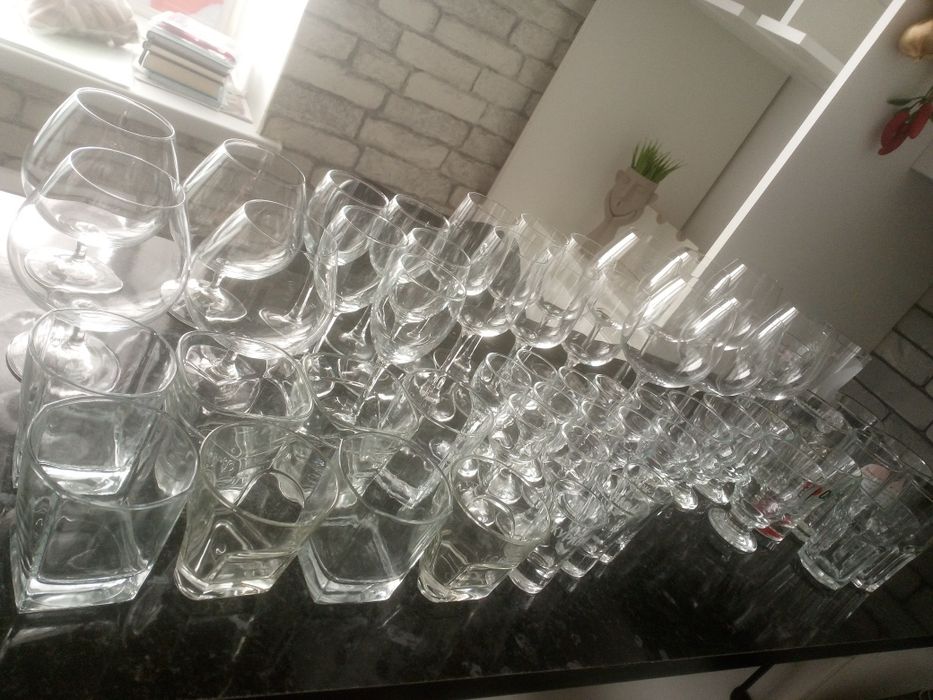 Продам все стекло