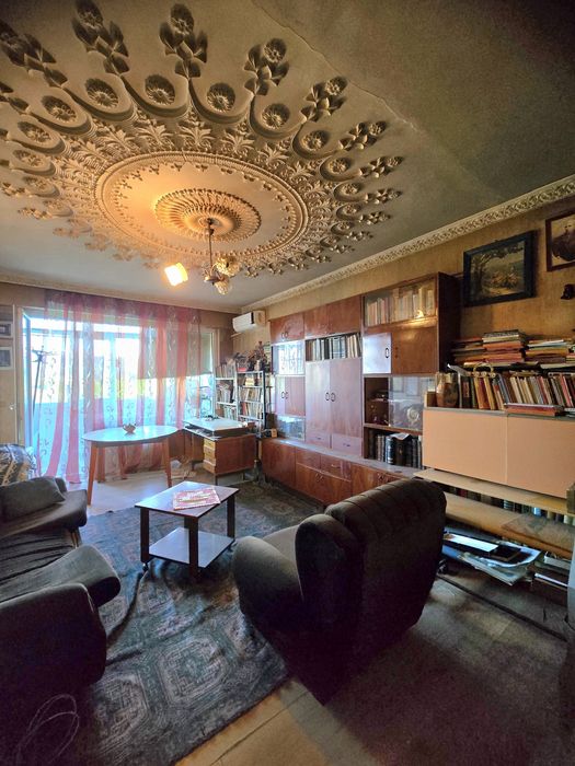 Продава се Двустаен апартамент в Горна Оряховица - 70 кв.м за 1013 €/кв.м - Снимка #2