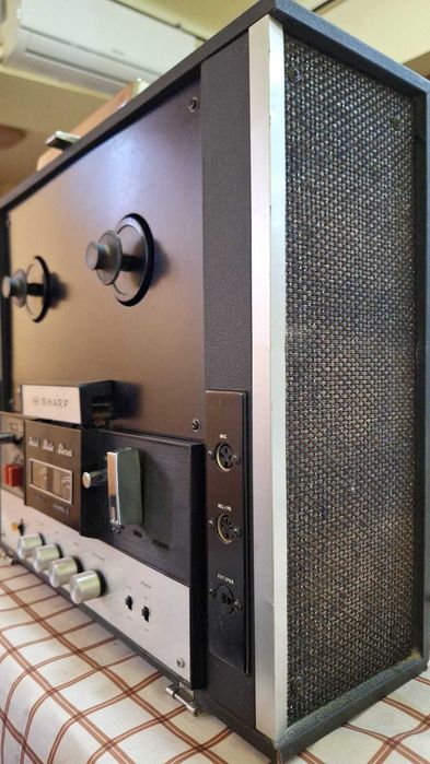 Magnetofon Sharp RD 711D