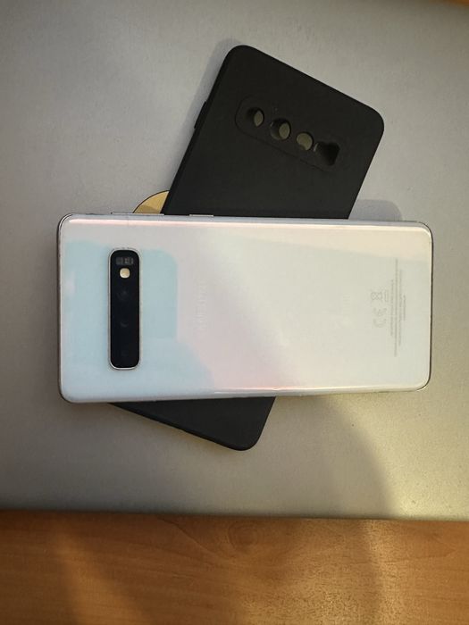 Samsung s10 / 128 gb  като нов