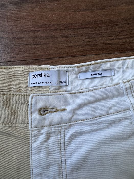 Pantaloni scurti 42 Bershka