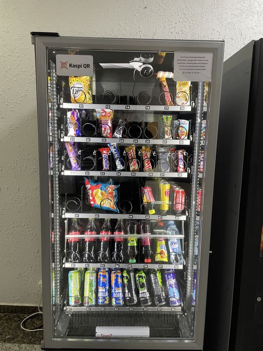 кофе аппарат+ снековый аппарат