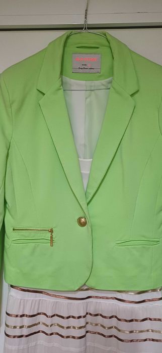 Разкошно Сако в Електриково Зелено - есен/пролет/лято! НОВО!