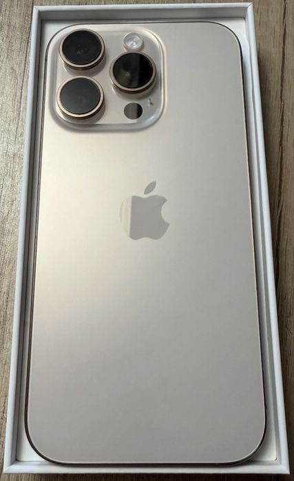 Iphone 16 pro  10/10