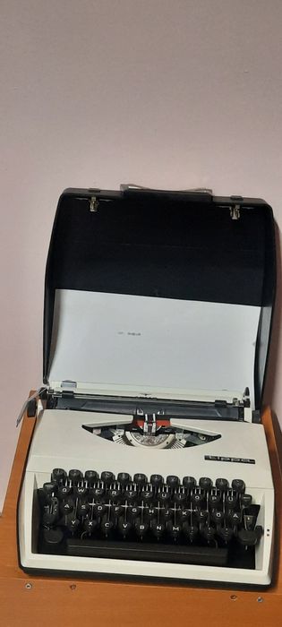 Mașină de scris Adler Tippa impecabilă