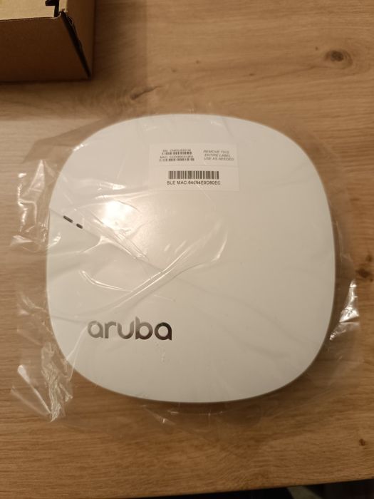 Acces point profesional ARUBA IAP-305 (RW)