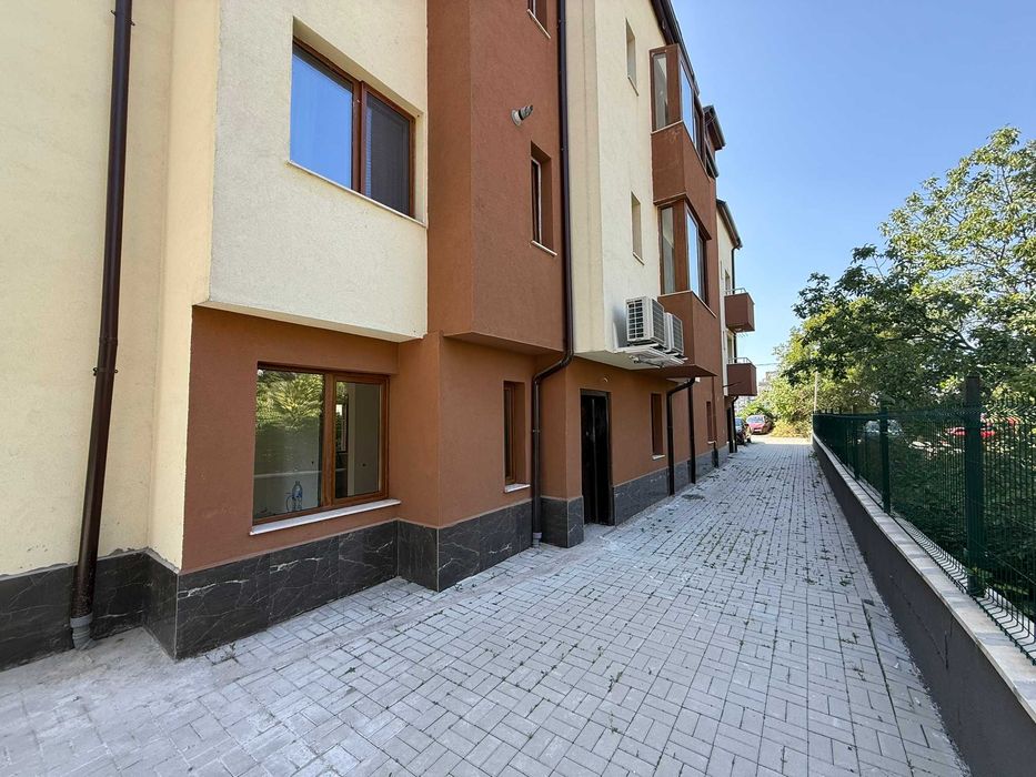 продавам две жилища в квартала овча купел до парк кукуряк