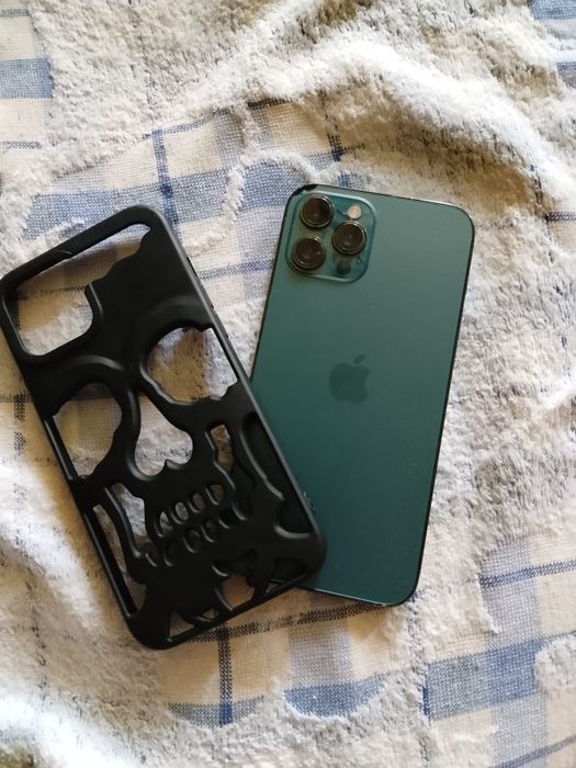 Iphone 12 pro max Blue