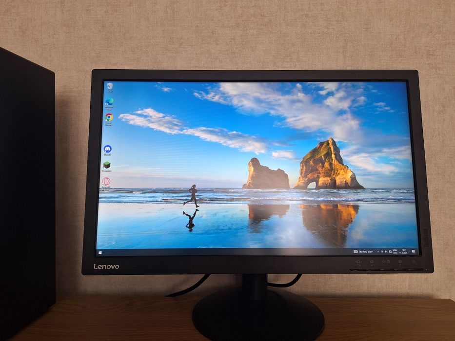 Мощен компютър  Lenovo ThinkCentre M910t(i7-6700),16GB RAM,Монитор 22"