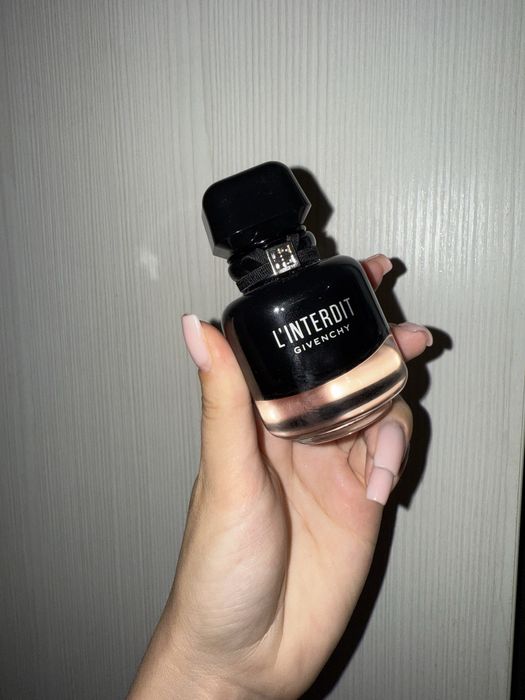 Продаю духи GIVENCHY  l’interdit absolu
