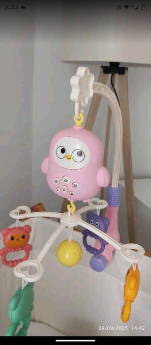 Carusel bebeluși cu muzica și lumini