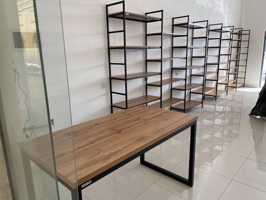 по вашему заказу изготовим мебельный витрину, стеллаж, ресепшн