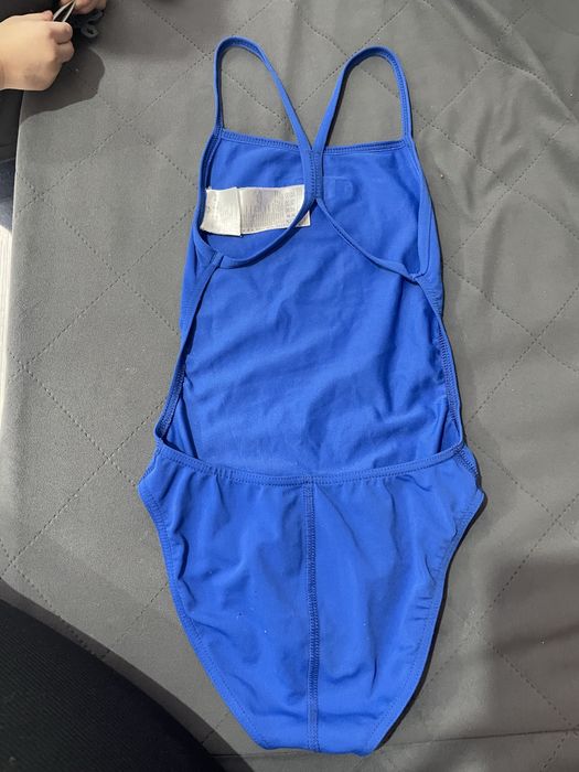 Продам купальники