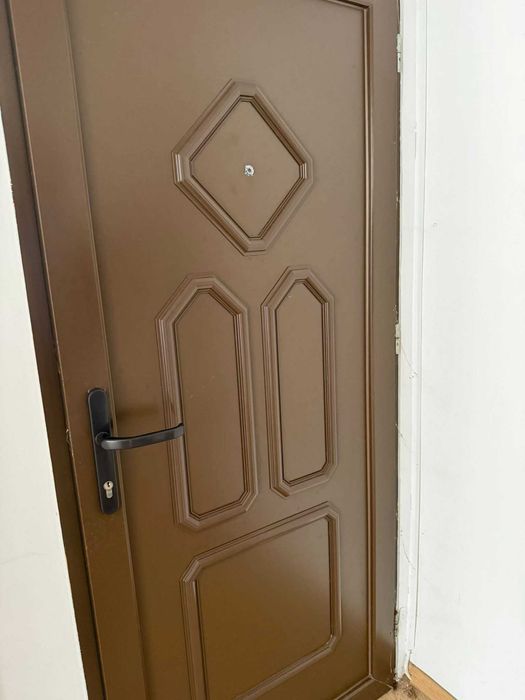 Apartament 4 camere de vânzare - Beclean