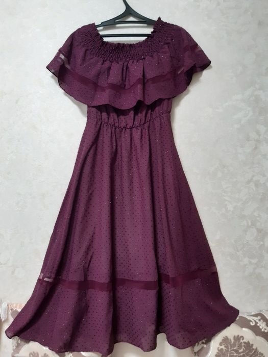 Продаю платье размеры 46-48