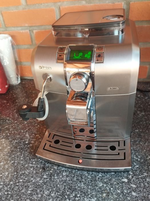 Saeco Syntia cafea