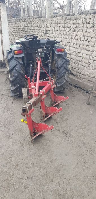 Mini traktor Ls i38