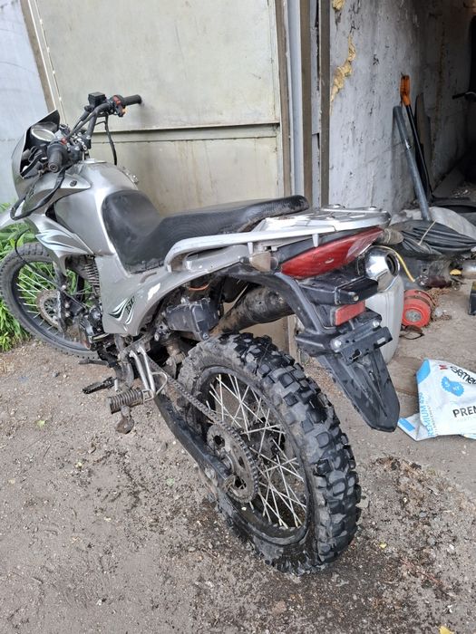 Эндуро зид 250 .