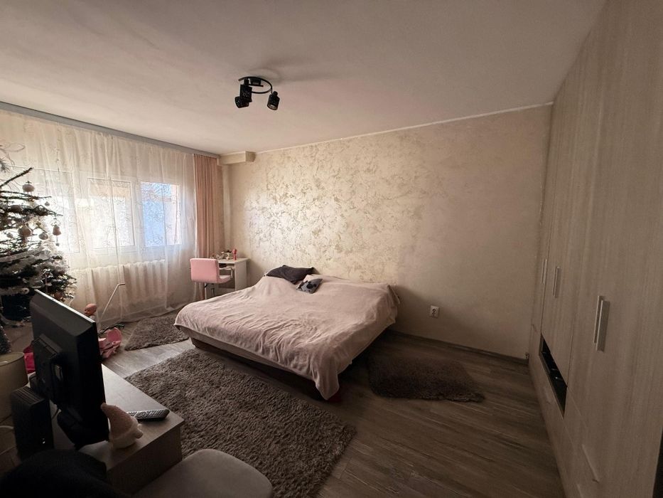 Garsoniera de închiriat