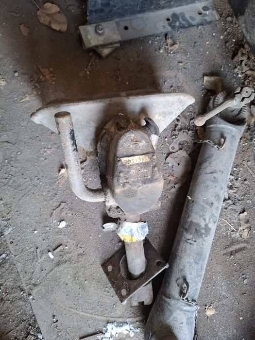 Продам фаркоп универсальный