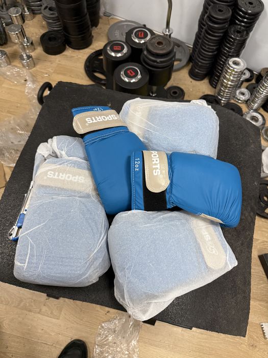 Manusi box speciale pt. Sac de box+ Bandaje pret 100 lei