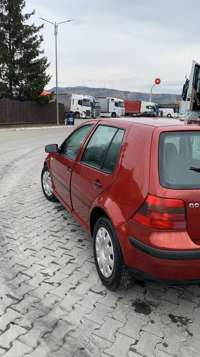 Vând golf 4 1.6 16 valve