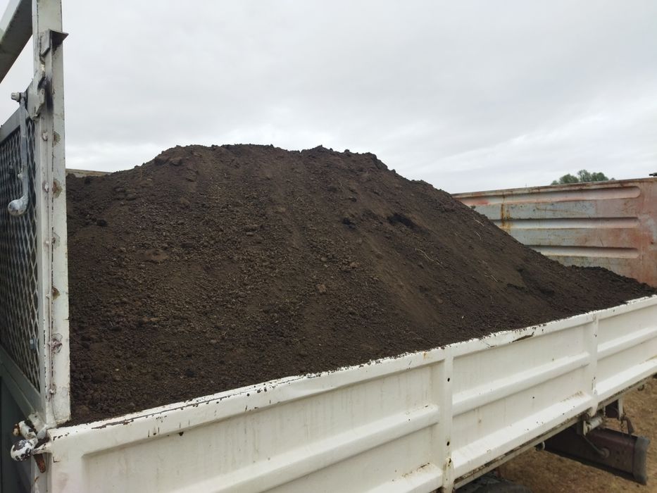 Pământ negru vegetal de livada!! Transport inclus !