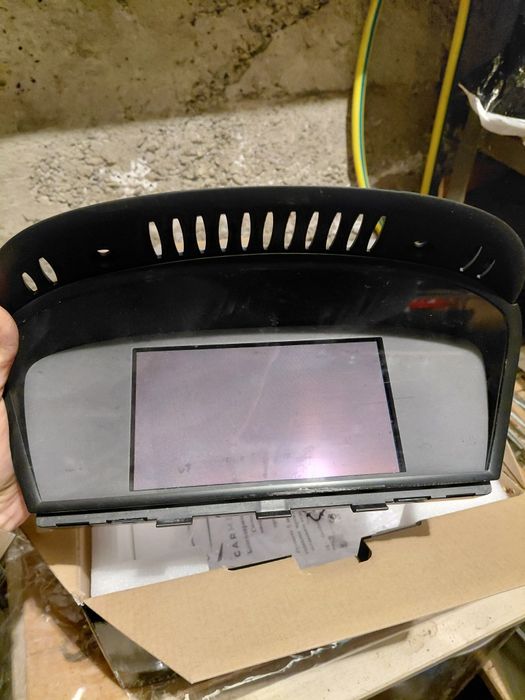 Е61 дисплей, работещ без изгорели пиксели