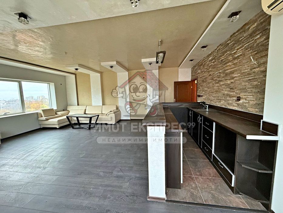 Продава се Тристаен апартамент в Асеновград - 101 кв.м за 1288 €/кв.м - Снимка #1