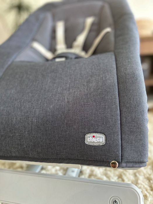 Bouncer Chicco Rhythm’n’Sound – gri, vibrații + muzică