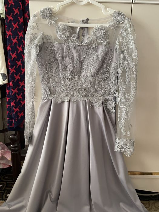 Vecherniy koylak sotiladi 200000