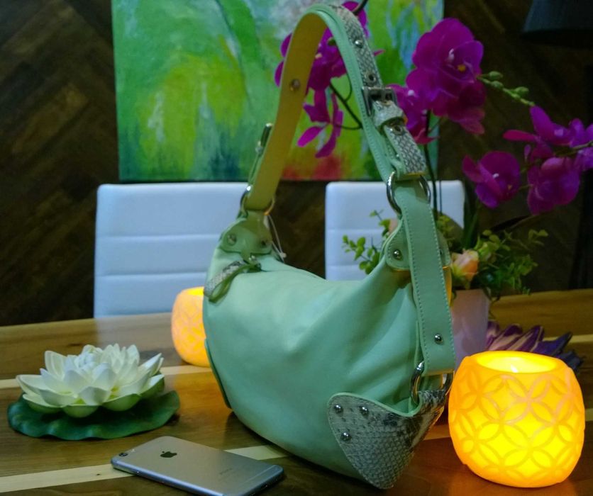 Освежающая итальянская Кожаная сумка от Giudit.