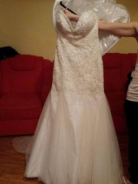 Vând rochie mireasa